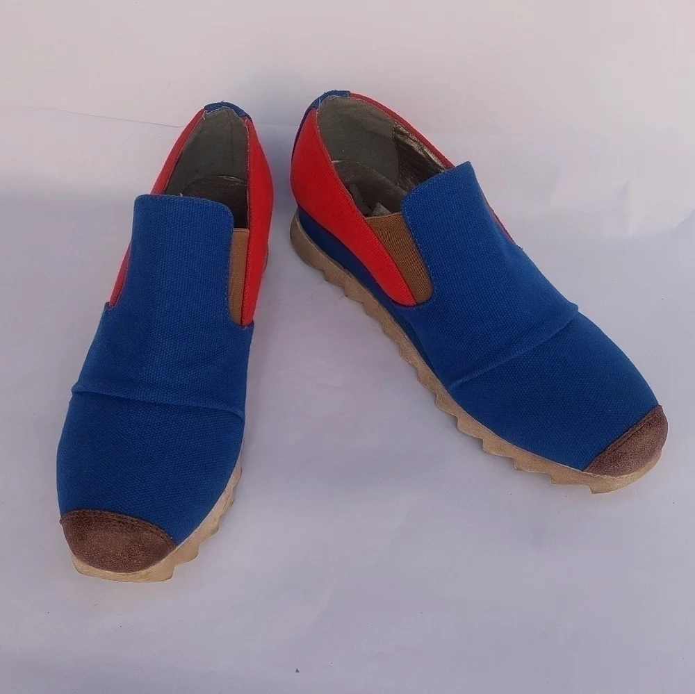 2 Lips Too Colorblock design shoes size 8.5